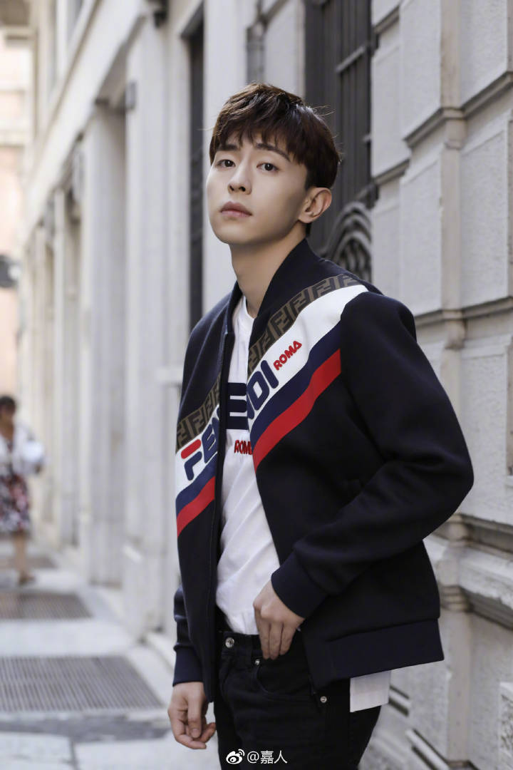 Deng Lun Fendi - 720x1080 Wallpaper - teahub.io