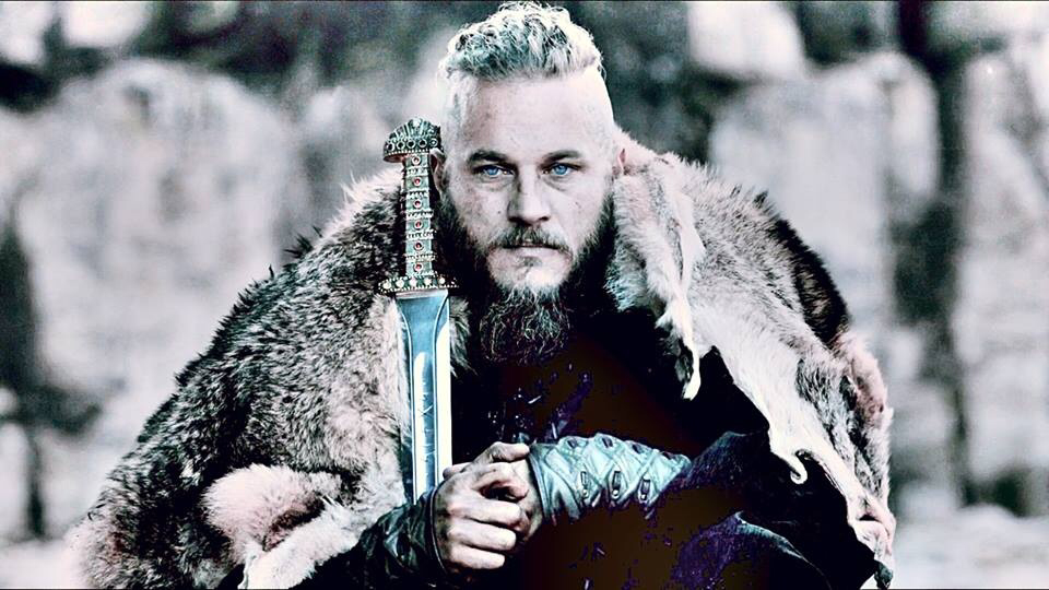 Vikings, Ragnar Lothbrok, And Ragnar Image - Ragnar Lothbrok Sitting On ...