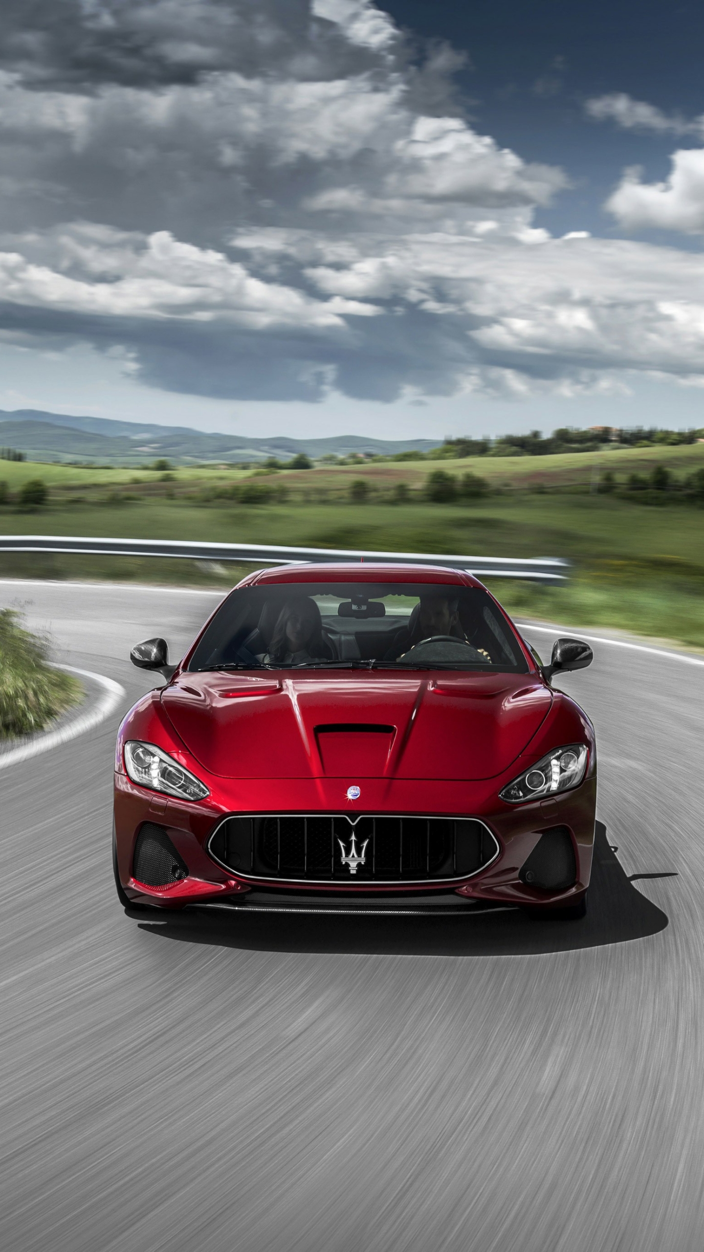 red maserati granturismo wallpaper