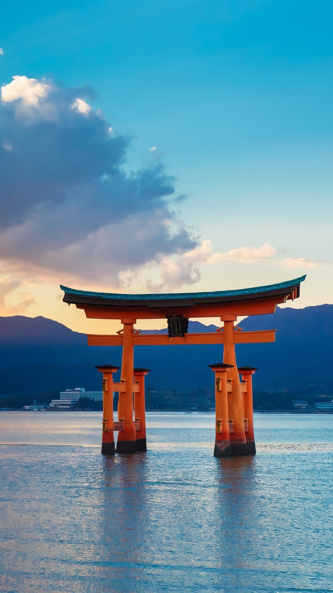 Iphone Wallpaper Torii Gate, Sea, Sunset, Japan - Itsukushima Shrine