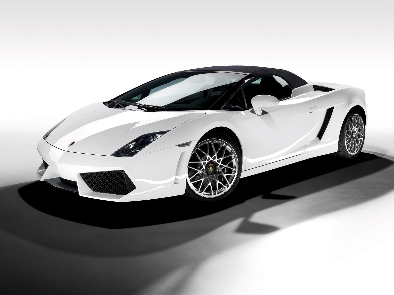 Lamborghini Wallpaper Iphone - HD Wallpaper 