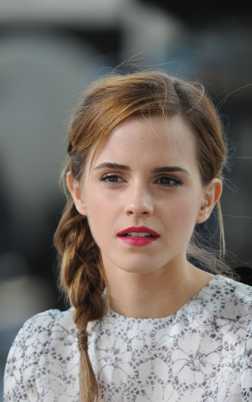 Emma Watson Super Cute - 840x1336 Wallpaper - teahub.io