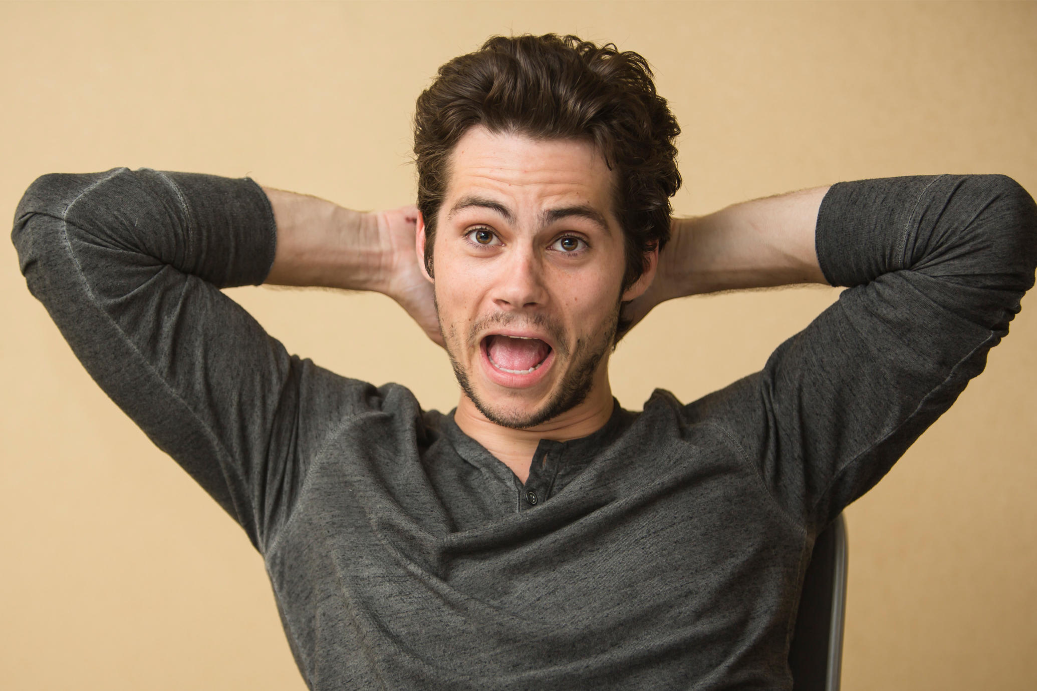 Dylan O Brien 2070x1380 Wallpaper teahub.io