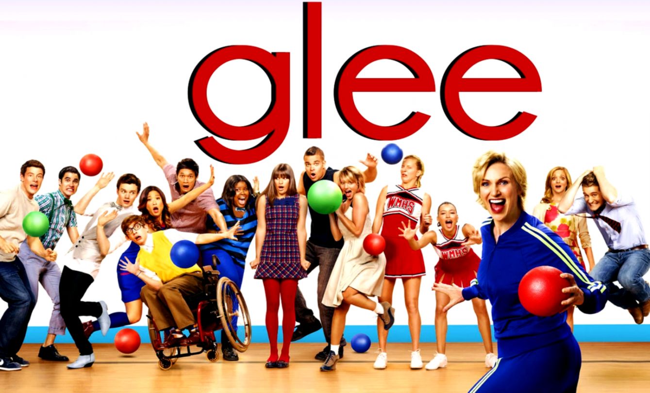Glee Wallpaper And Background Image Id Glee Backgrounds 1339x810 Wallpaper Teahub Io