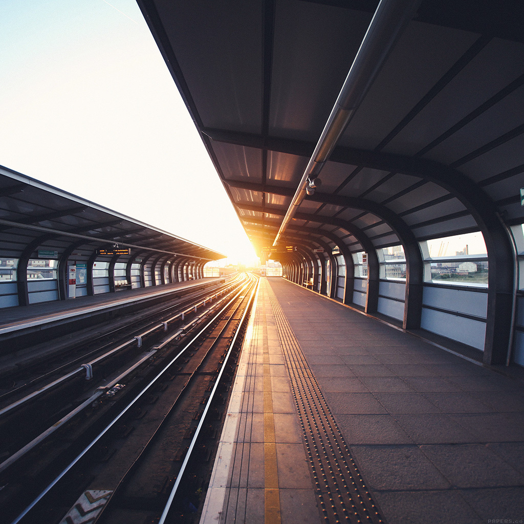 Train Station Background Hd - 1024x1024 Wallpaper 